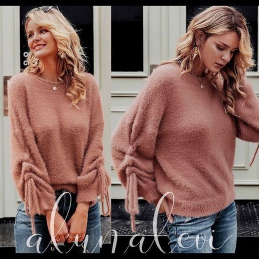 ✨Best In Boutiques HP x3✨ Softest Mohair Sweater